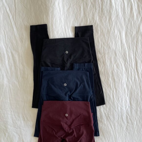 Pair of 3 Lululemon Leggings Bundle (sz 2) - Picture 3 of 6